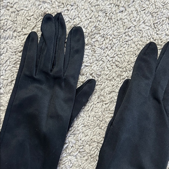 Vintage Elegant Black Long Opera Gloves - Picture 3 of 5